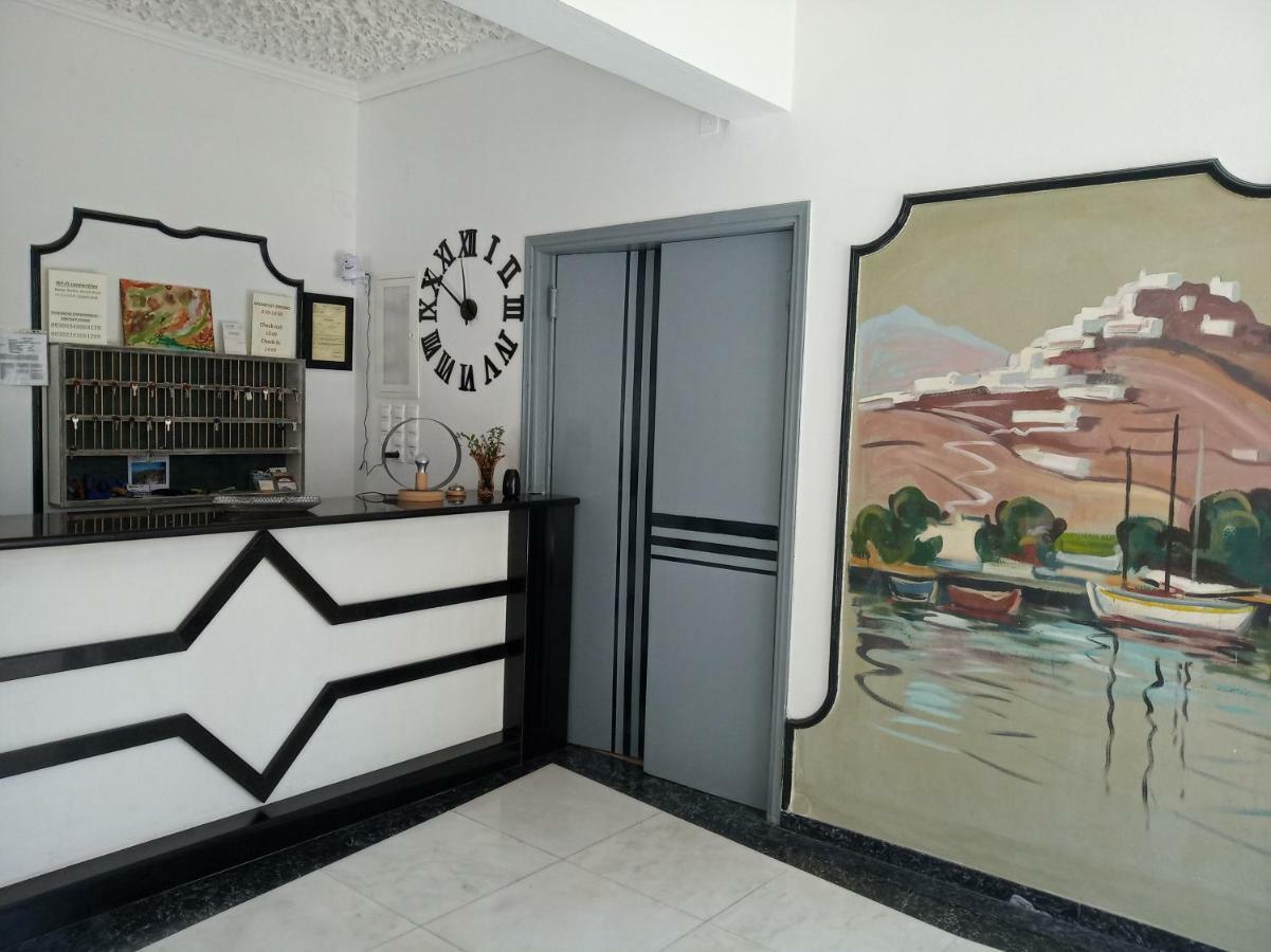 Serifos Beach Hotel Livadi  Exterior foto